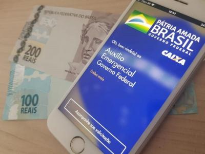 Caixa e Whatsapp fecham parceria para envio de mensagens sobre auxílio