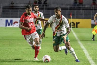 Sampaio perde para o CRB no Estádio Rei Pelé