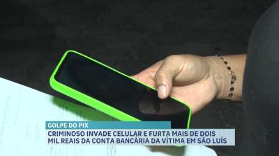 Mulher tem celular hackeado após golpe do PIX 